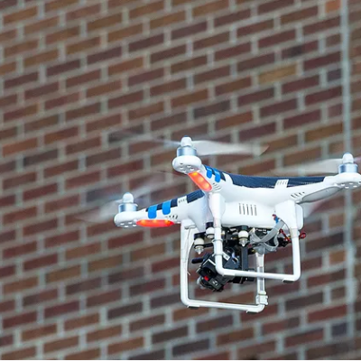 Inspeção de fachadas com a utilização de Drones